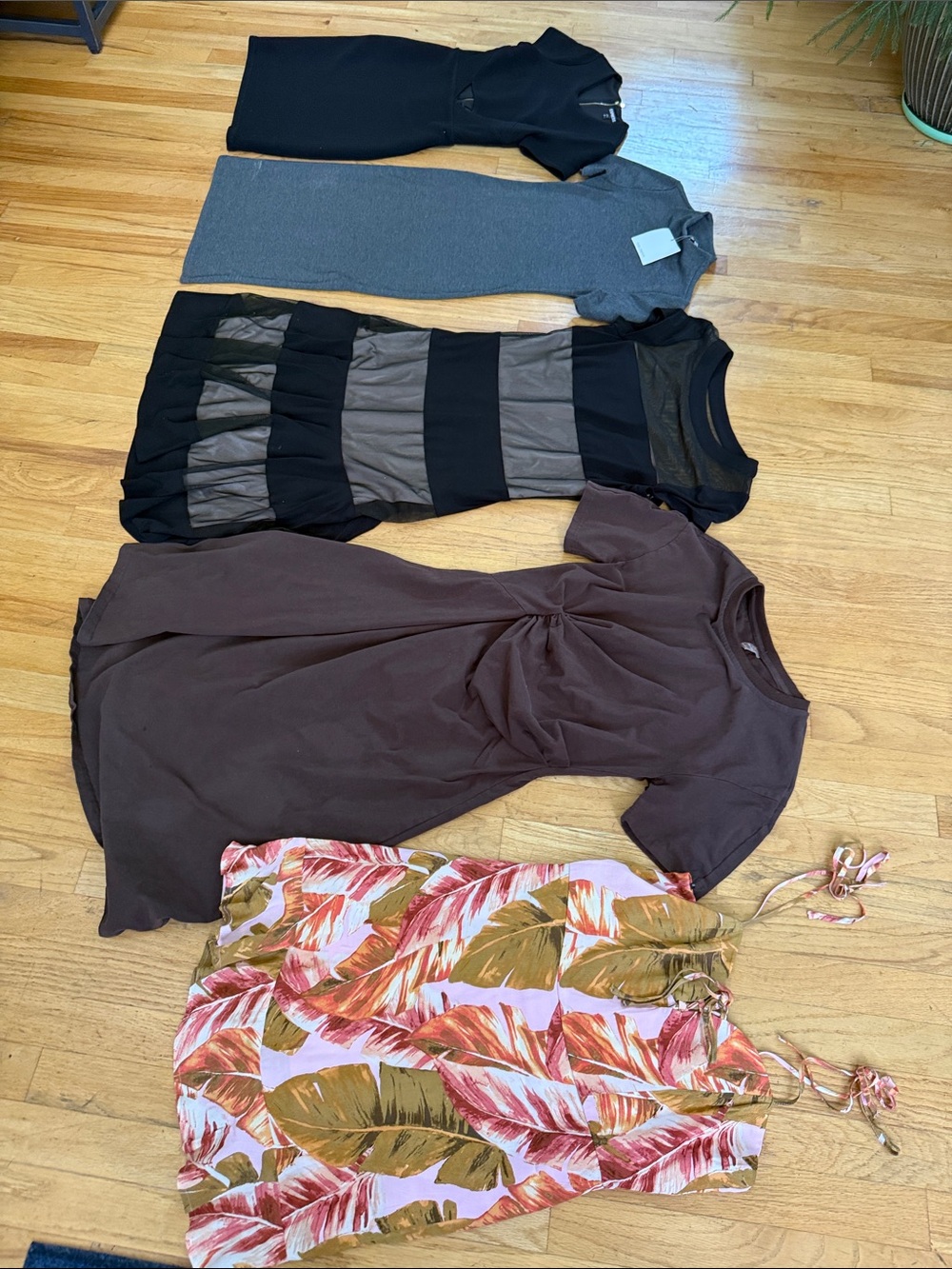 Women’s Teen’s Dress bundle size S various brands